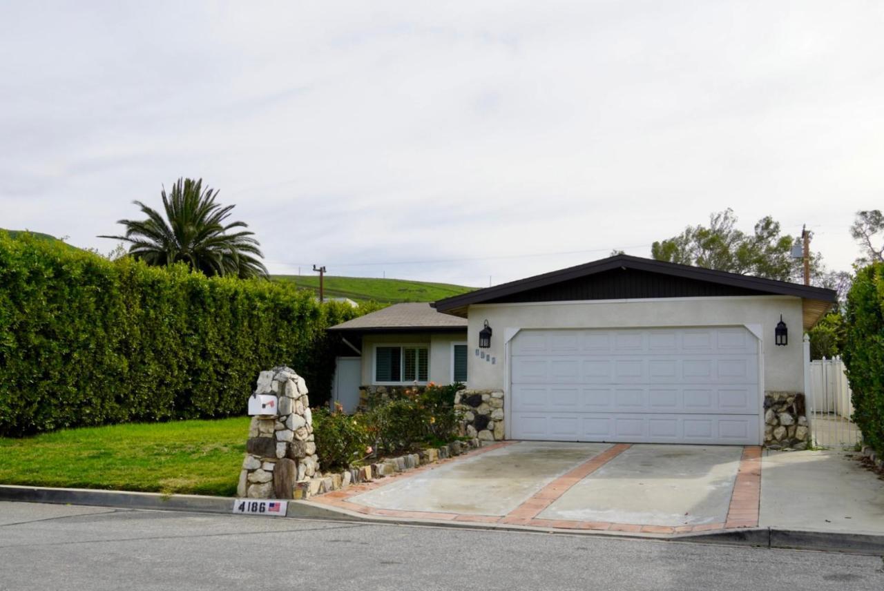 Cozy Family Hideaway, Sleeps 8, 4 Tv'S Yard, Shops Villa Simi Valley Luaran gambar