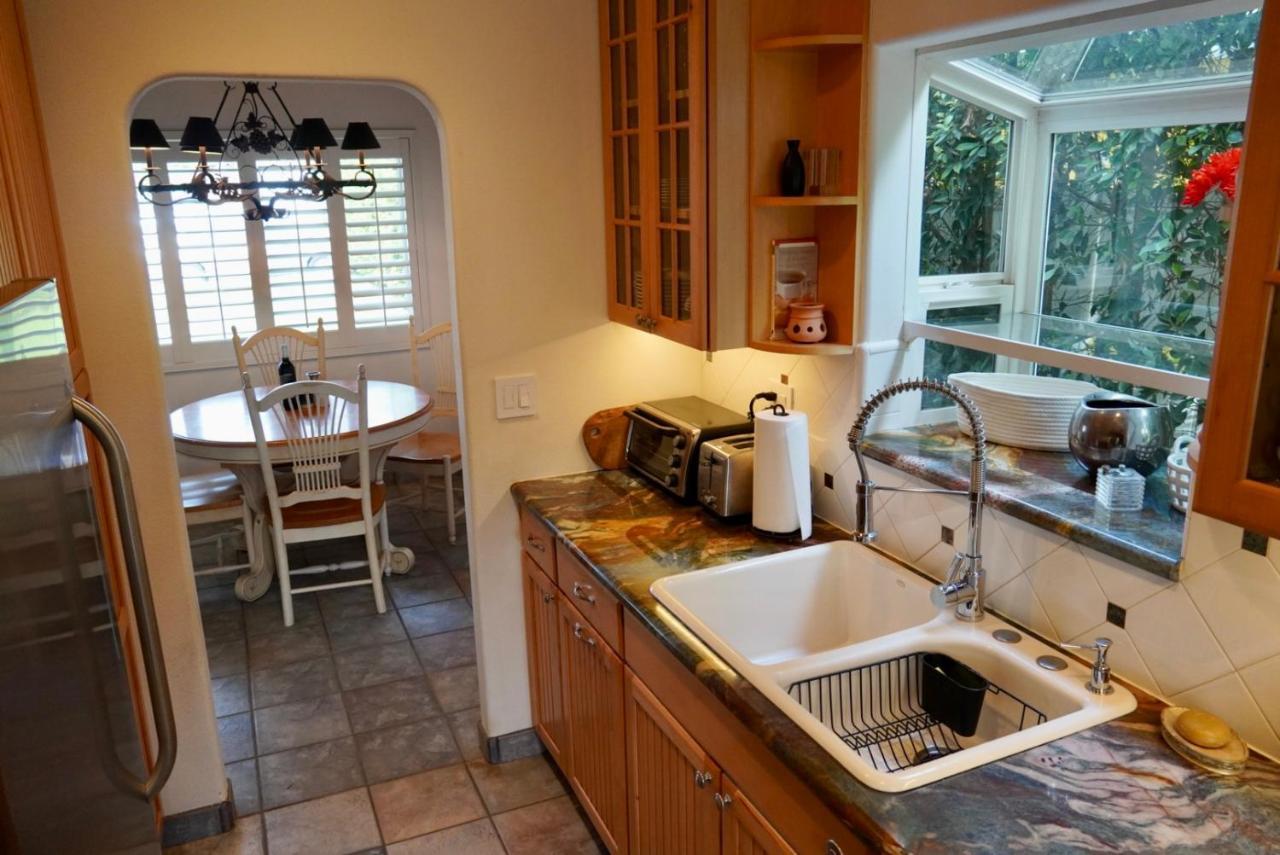 Cozy Family Hideaway, Sleeps 8, 4 Tv'S Yard, Shops Villa Simi Valley Luaran gambar