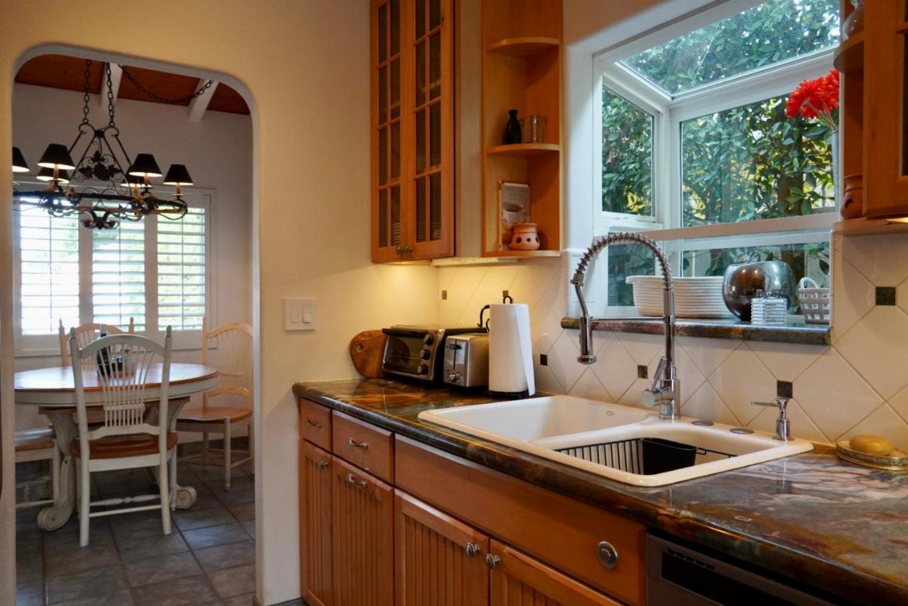 Cozy Family Hideaway, Sleeps 8, 4 Tv'S Yard, Shops Villa Simi Valley Luaran gambar